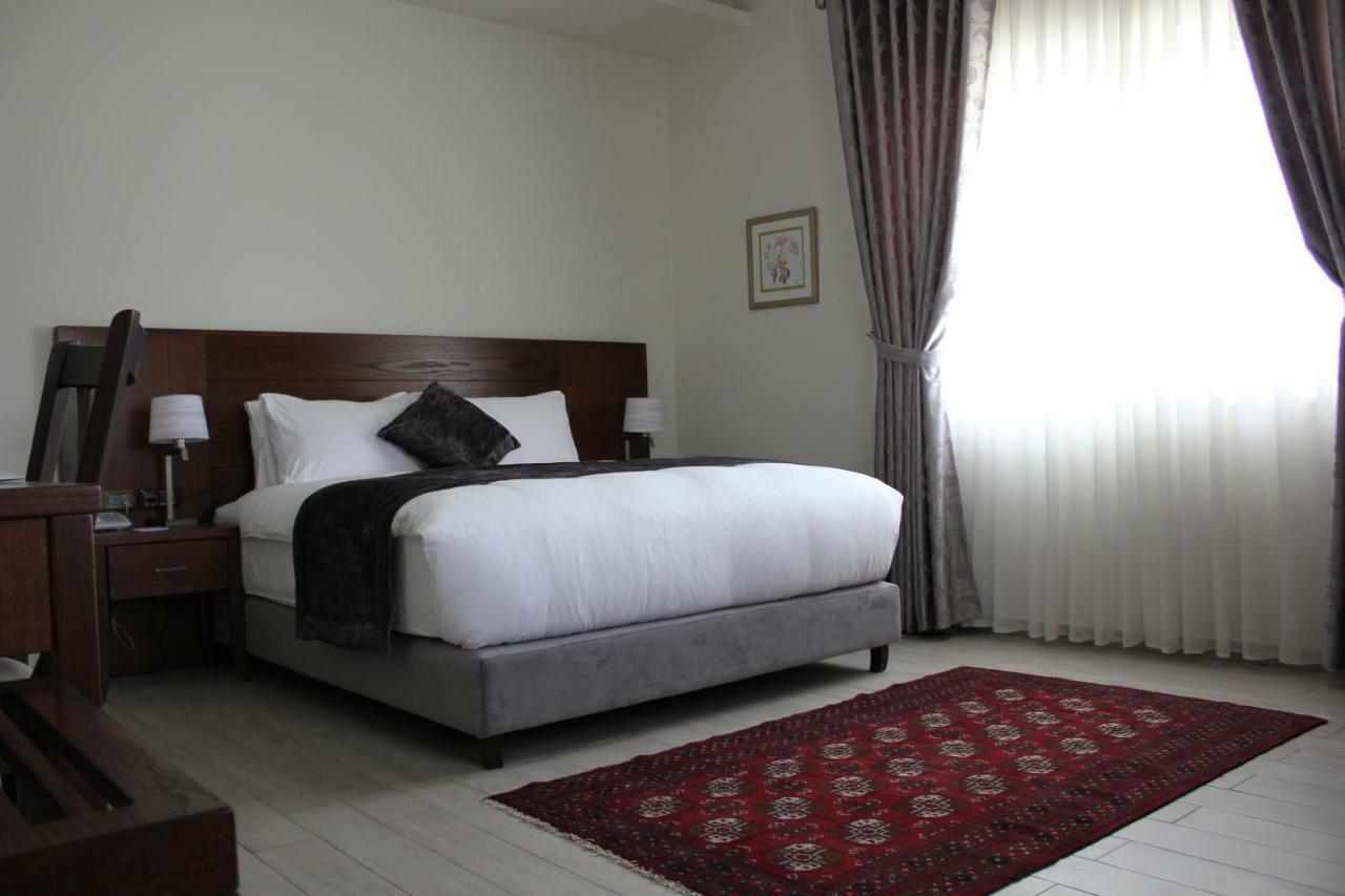 Lavender Boutique Hotel Ramallah Exterior foto